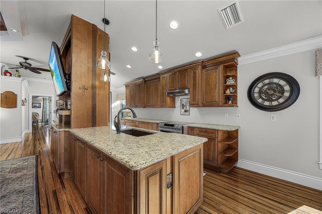 SANDOVAL - Residential