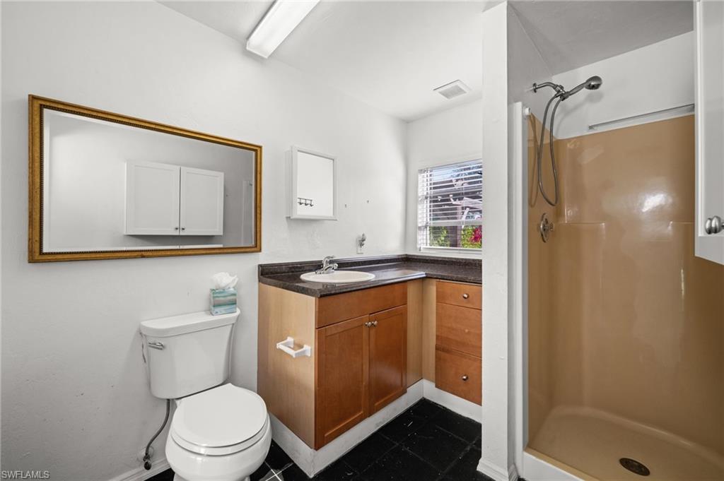 LAKE PARK - Residential