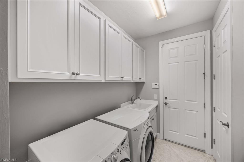 WINDING CYPRESS - Residential