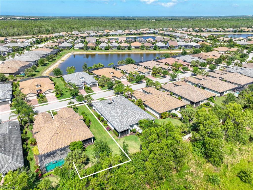 WINDING CYPRESS - Residential