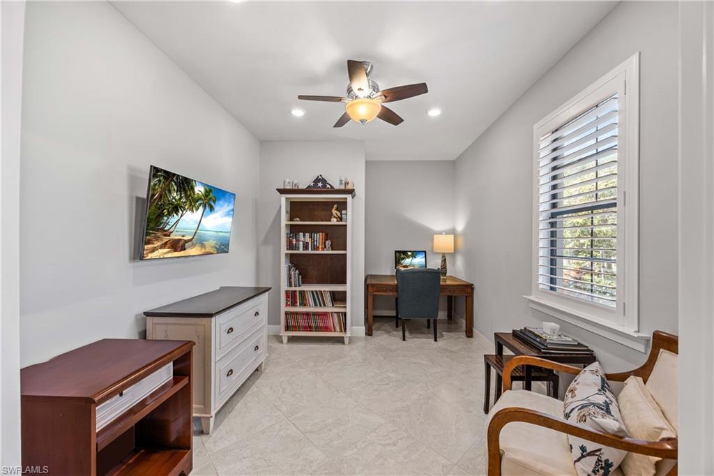 WINDING CYPRESS - Residential