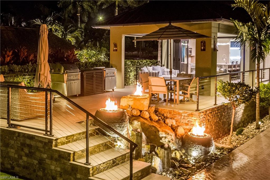 NAPLES MOTORCOACH RESORT - Land