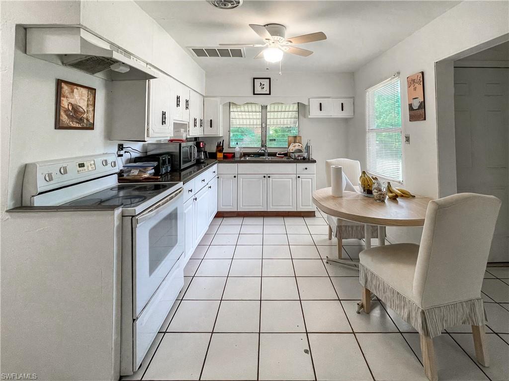 PINE MANOR - Residential