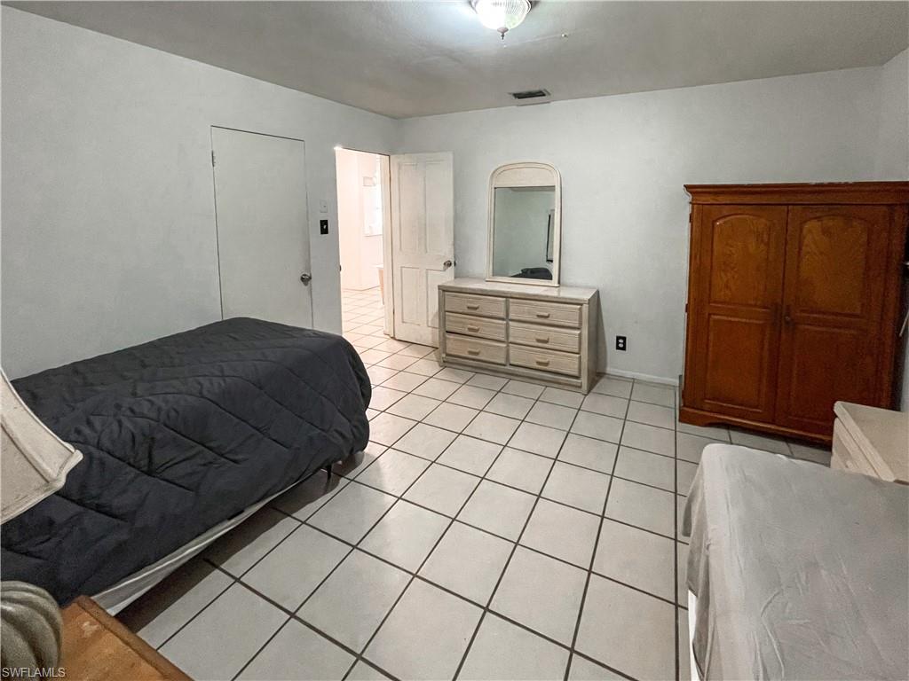 PINE MANOR - Residential