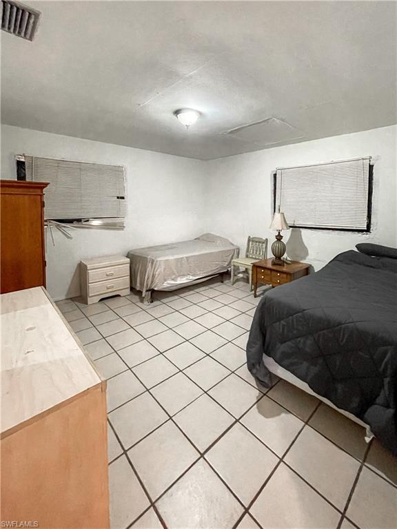 PINE MANOR - Residential