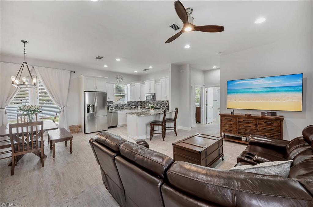 NAPLES BETTER HOMES - Residential