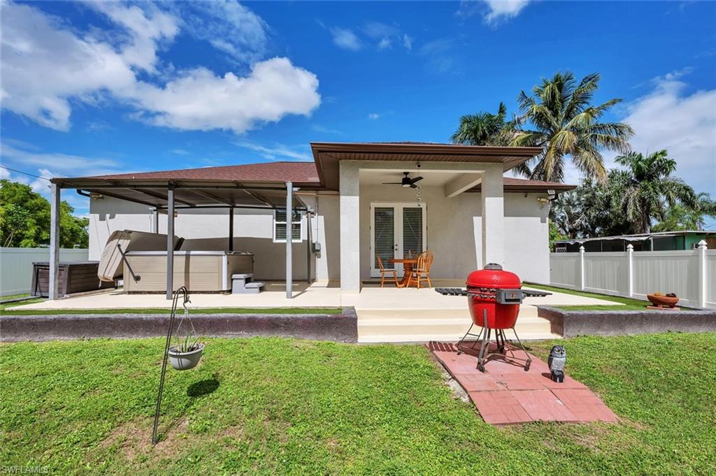 NAPLES BETTER HOMES - Residential