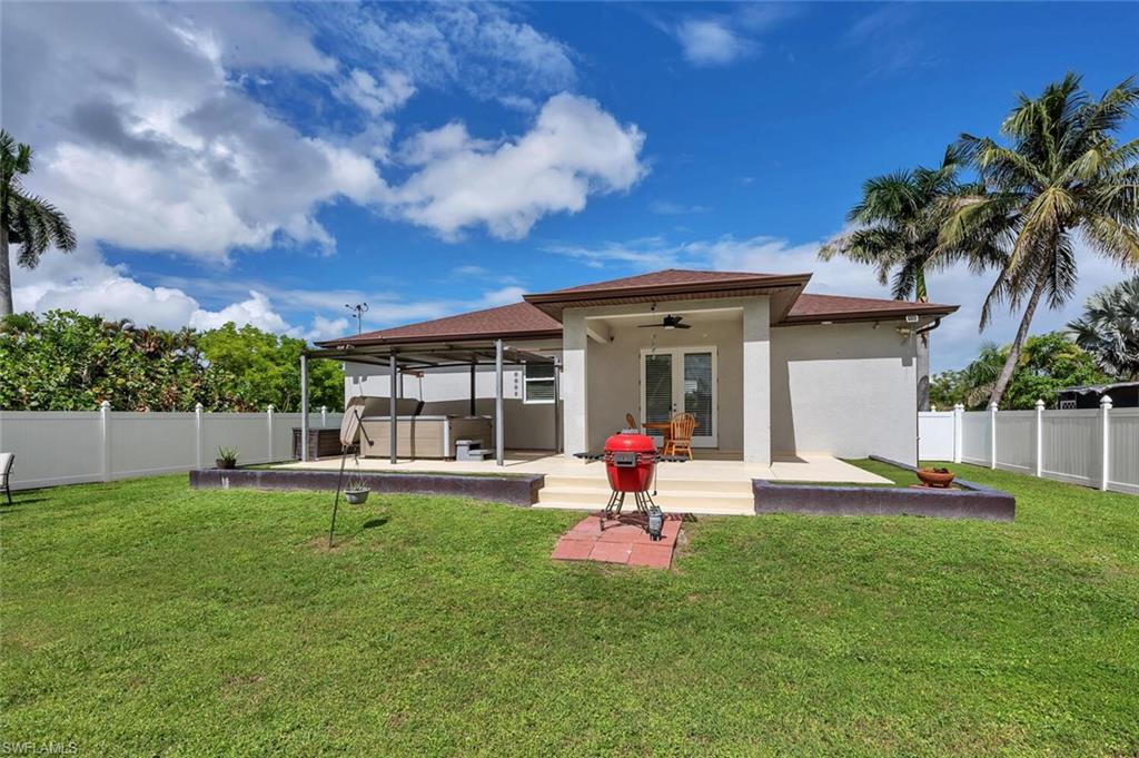 NAPLES BETTER HOMES - Residential