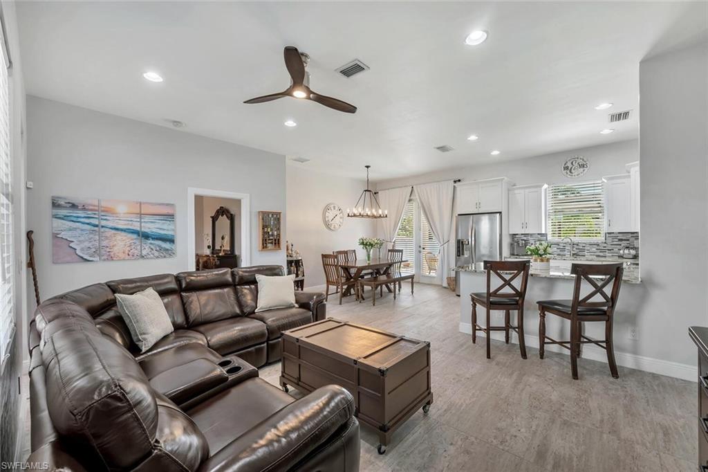 NAPLES BETTER HOMES - Residential