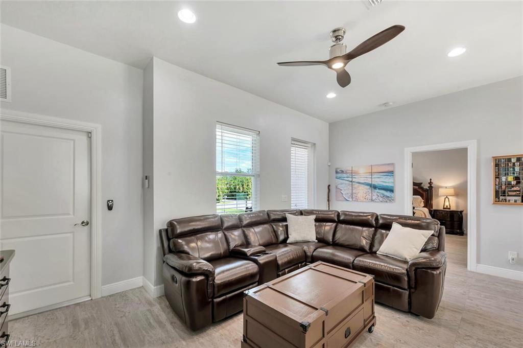 NAPLES BETTER HOMES - Residential