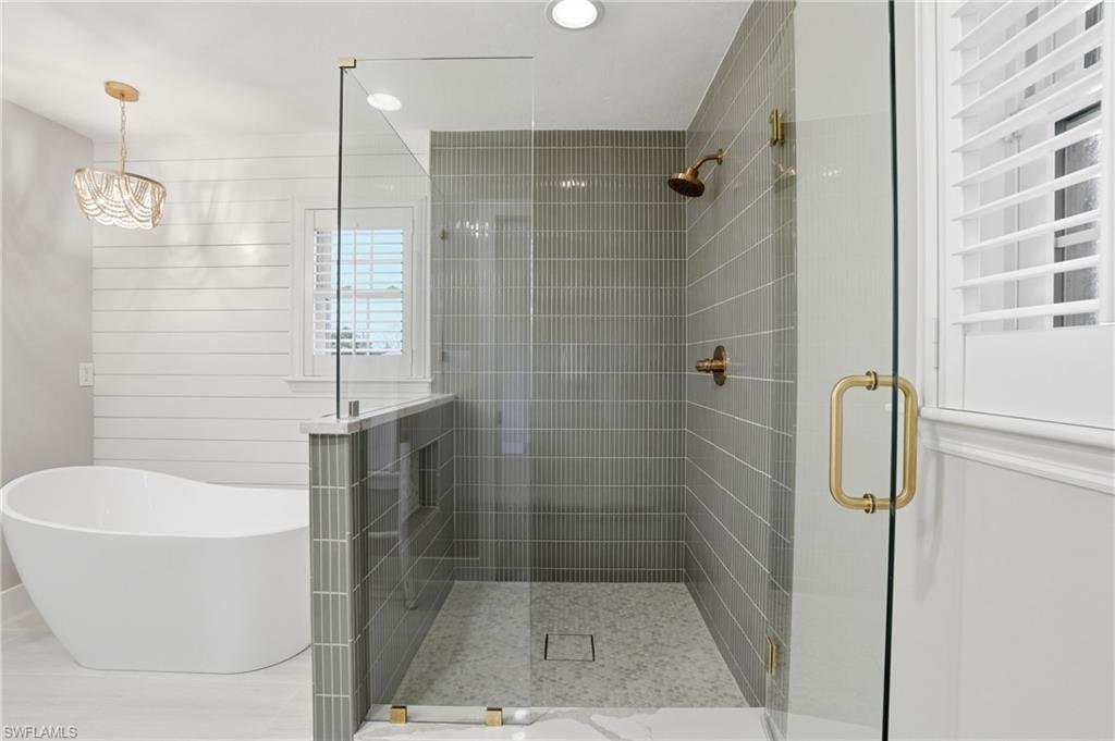 GUMBO LIMBO - Residential