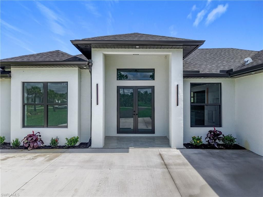 Photo of 2707 36TH AVE SE, NAPLES, FL 34117 (MLS # 226003163)