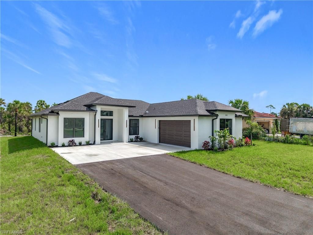 Photo of 2707 36TH AVE SE, NAPLES, FL 34117 (MLS # 226003163)