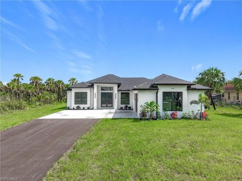 2707 36TH AVE SE NAPLES FL 34117