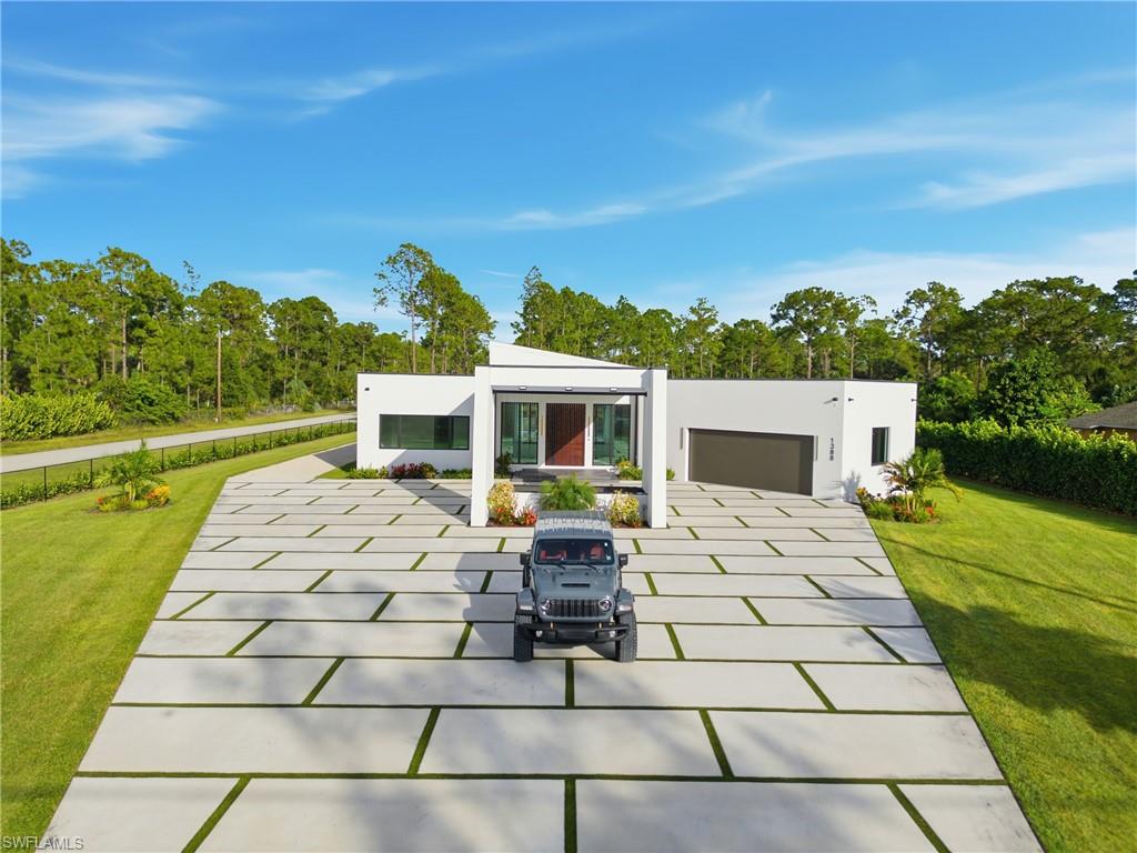 1388 Everglades BLVD N