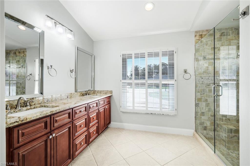 VANDERBILT LAKES - Residential