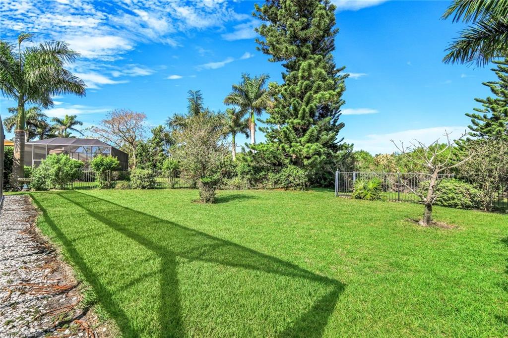 VANDERBILT LAKES - Residential