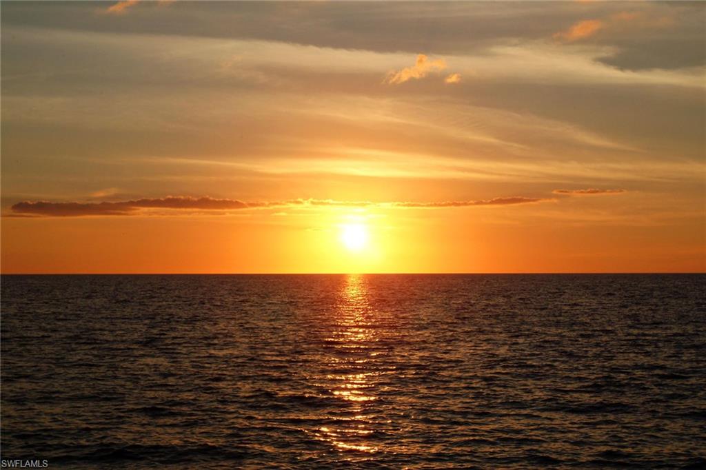 PELICAN RIDGE - Residential