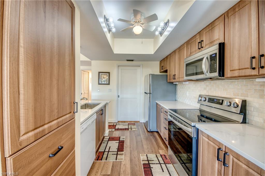 SHORE WOODS - Residential