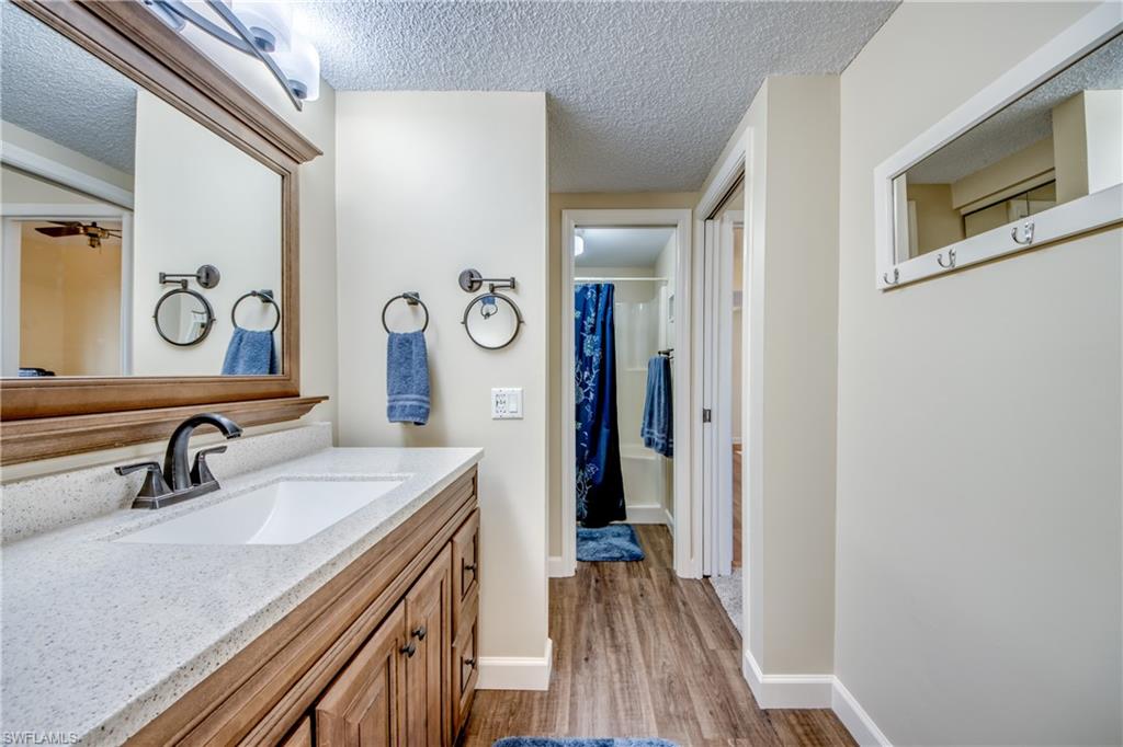 SHORE WOODS - Residential