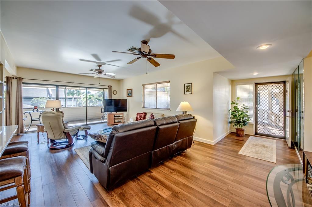 SHORE WOODS - Residential