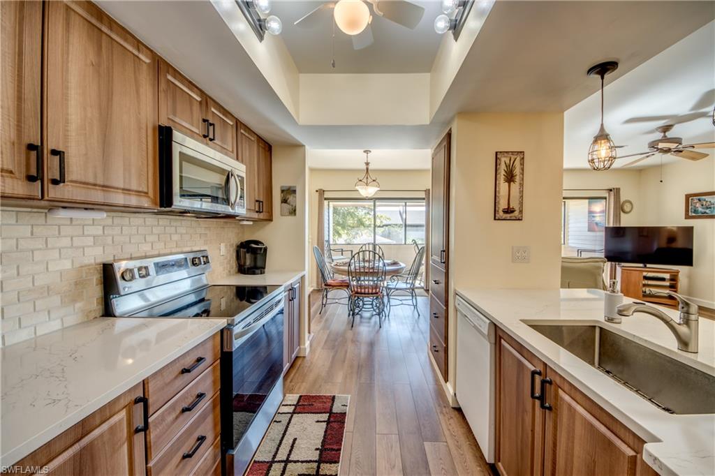 SHORE WOODS - Residential