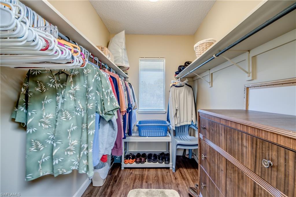 SHORE WOODS - Residential