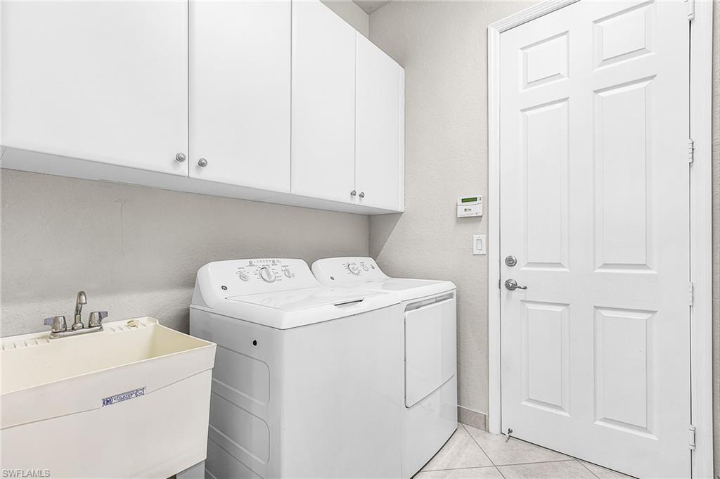 MARINA BAY - Residential