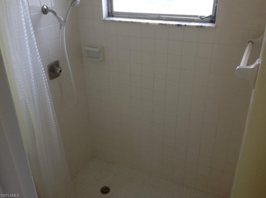 RIDGEWAY - Residential