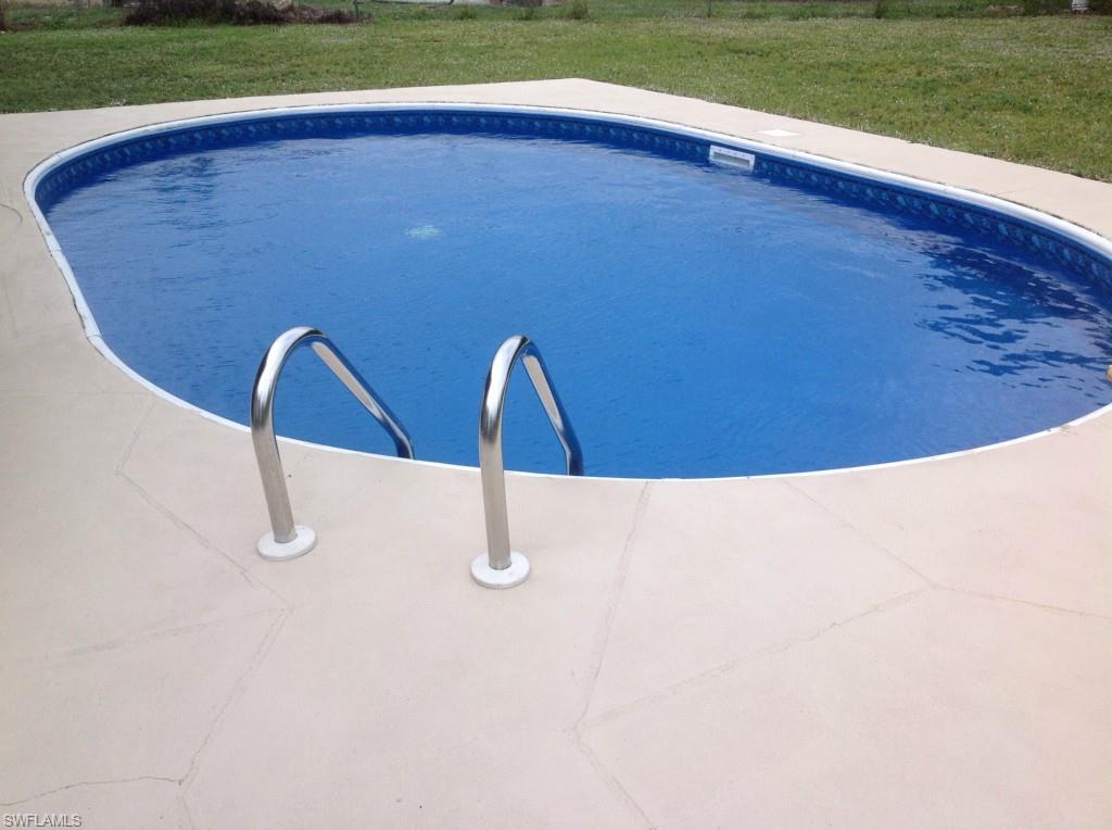 RIDGEWAY - Residential