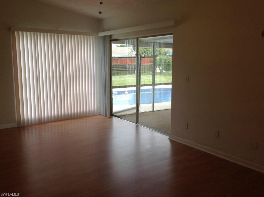 RIDGEWAY - Residential