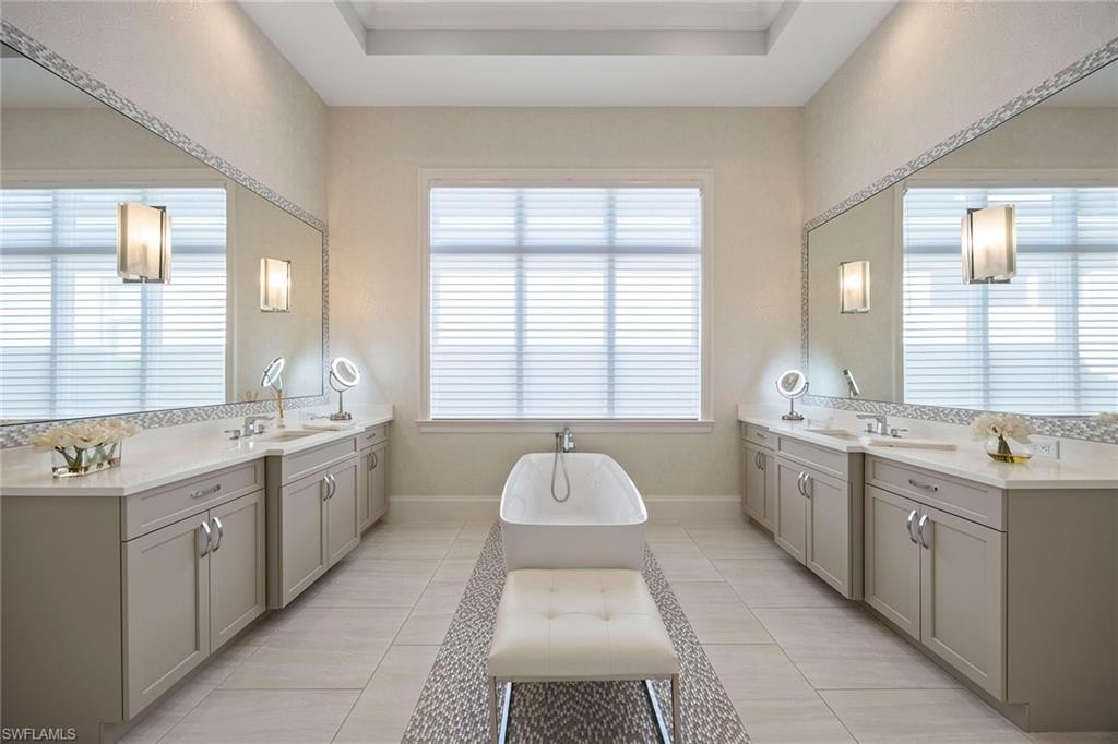 WINDWARD ISLE - Residential