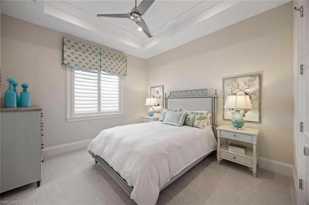 WINDWARD ISLE - Residential