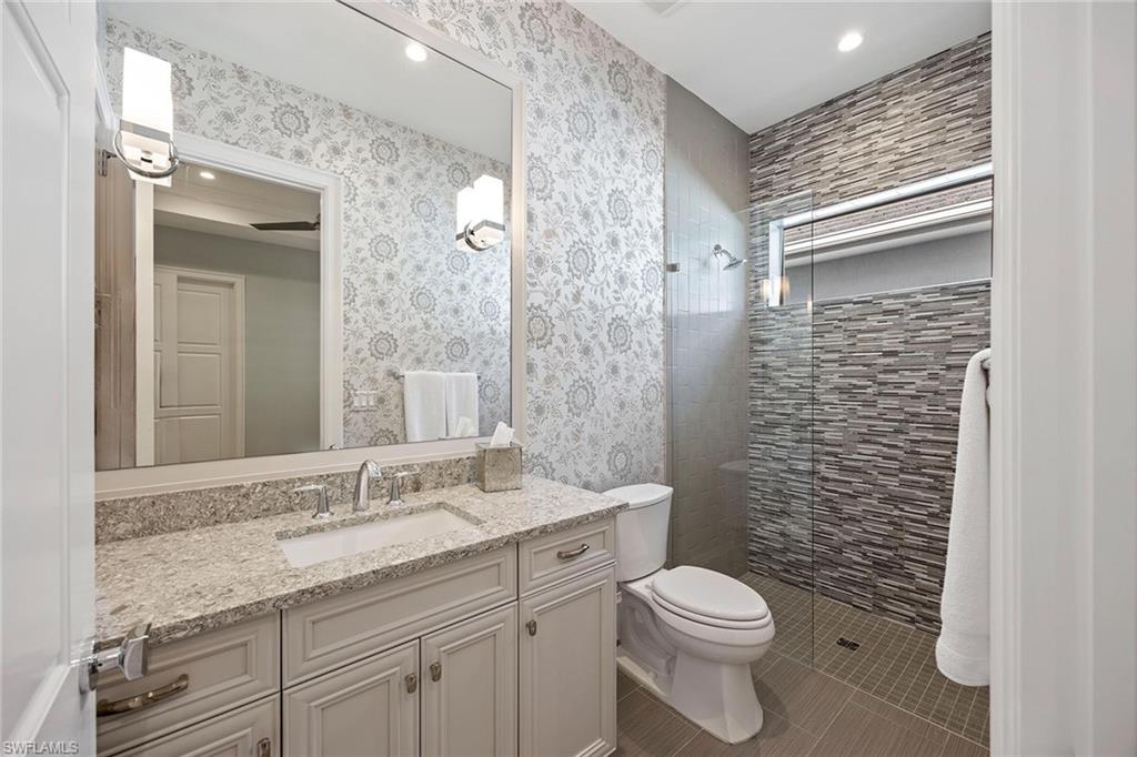 WINDWARD ISLE - Residential