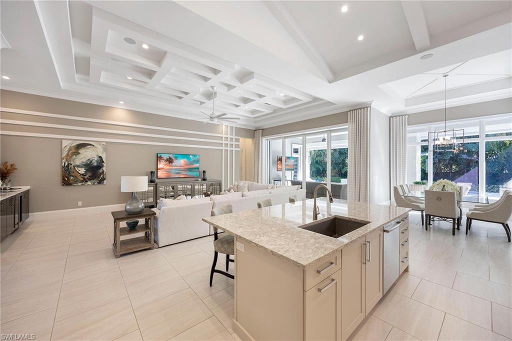 WINDWARD ISLE - Residential