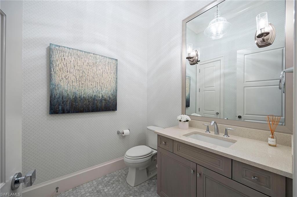 WINDWARD ISLE - Residential