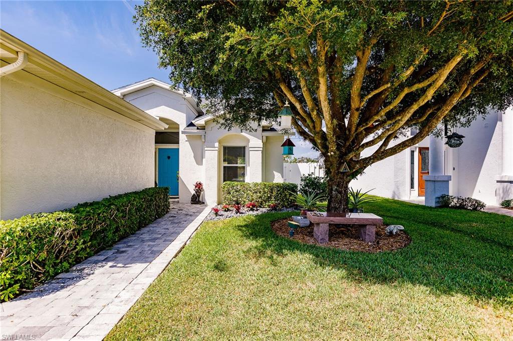 NAPLES PARK - Residential