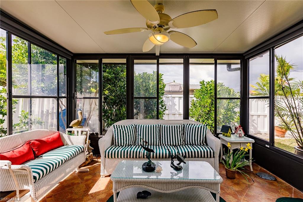 NAPLES PARK - Residential