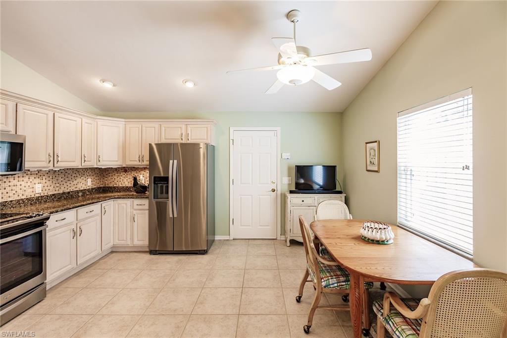 NAPLES PARK - Residential