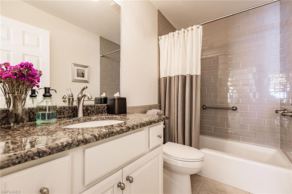 NAPLES PARK - Residential