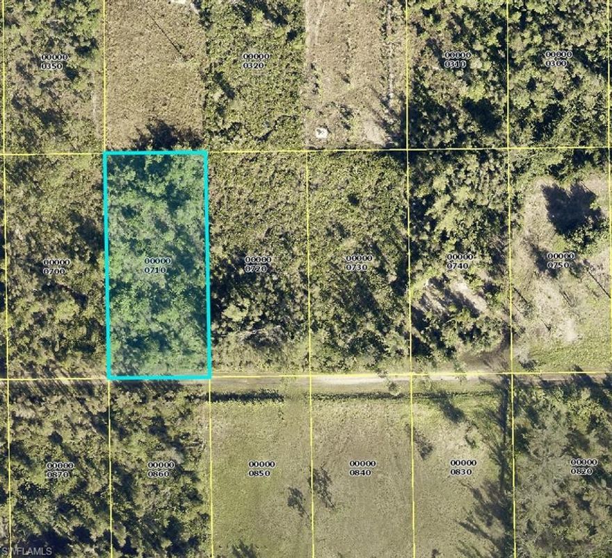 Half-acre residential lot perfect for building your dream home or making a smart investment. Enjoy boating from Bokeelia with easy access to the Gulf of Mexico and the stunning beaches of the outer islands surrounding Pine Island.