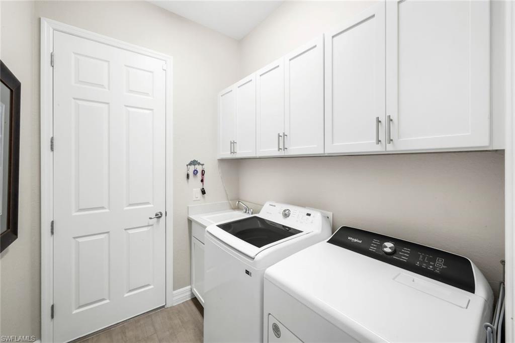 LAMORADA - Residential