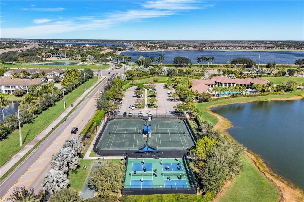 LAMORADA - Residential