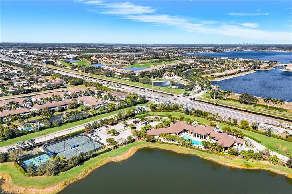 LAMORADA - Residential