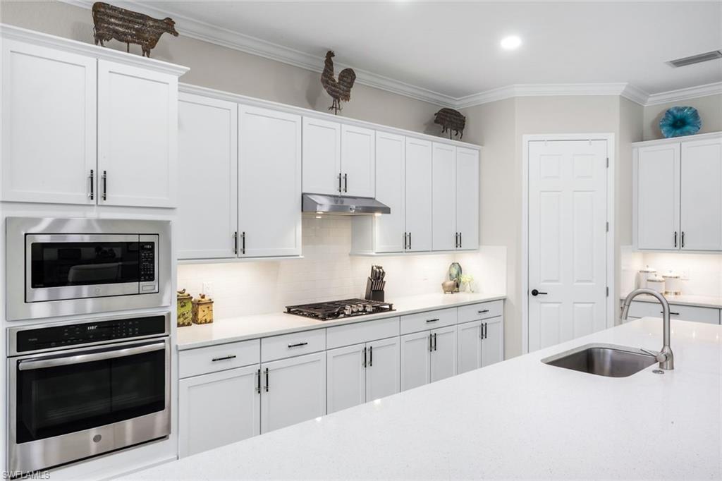 LAMORADA - Residential