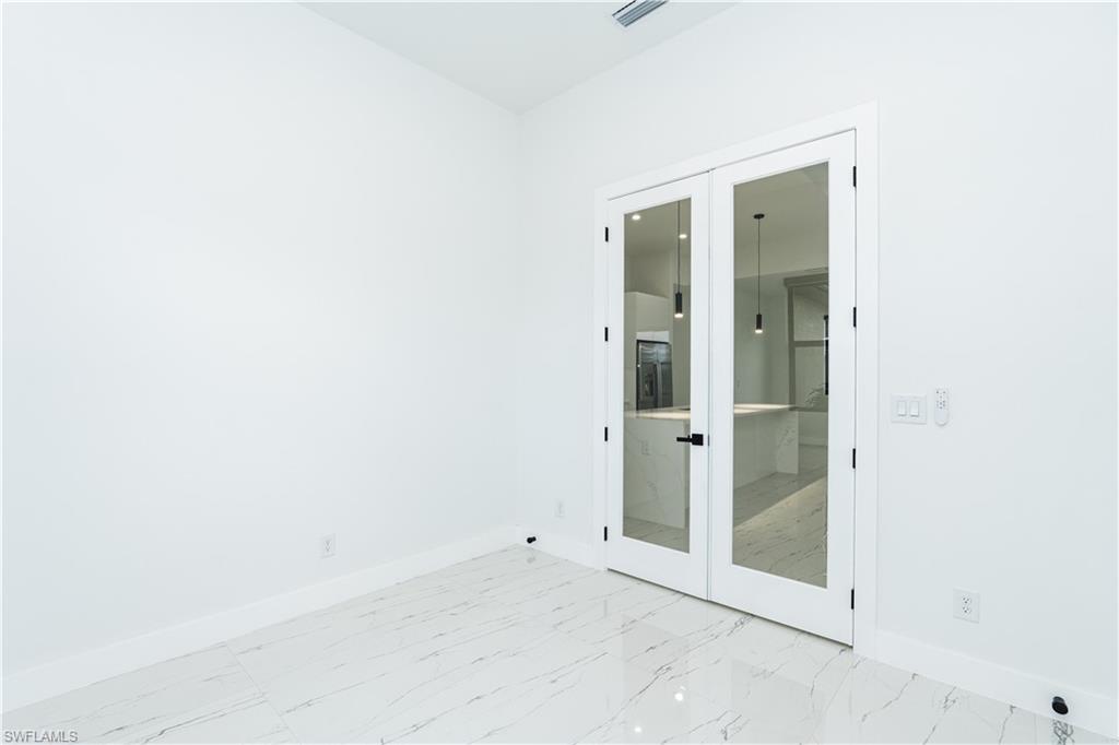 CAPE CORAL - Residential Lease