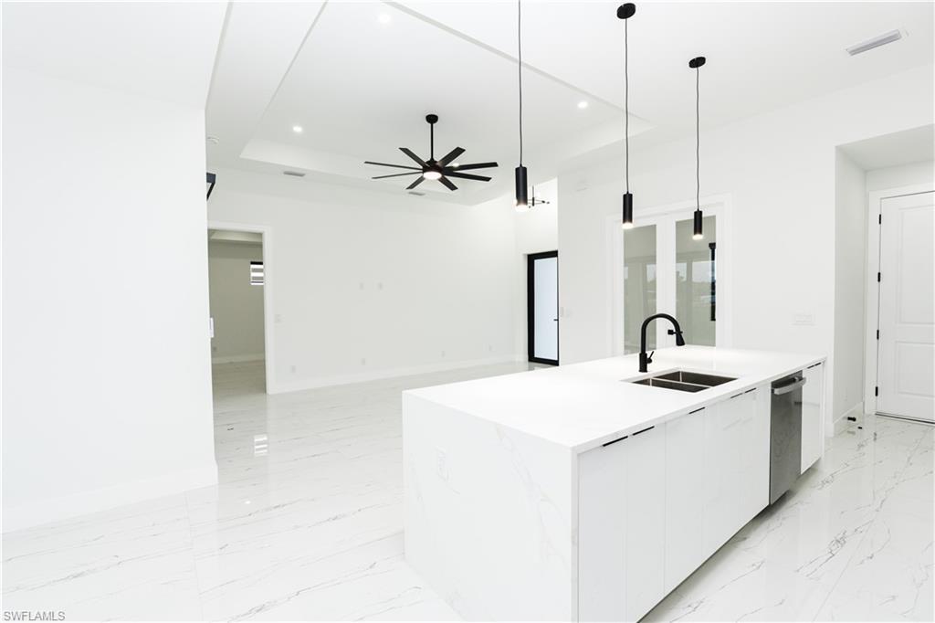 CAPE CORAL - Residential Lease