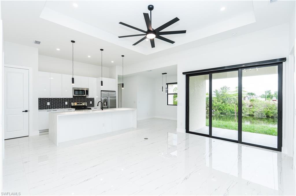 CAPE CORAL - Residential Lease