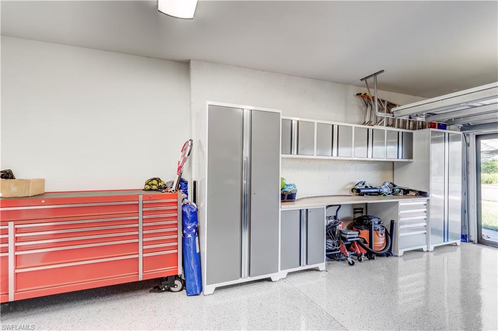 WINDING CYPRESS - Residential