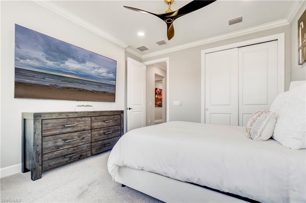 WINDING CYPRESS - Residential